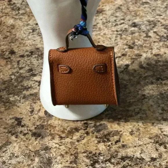 ❌SOLD❌Mini Handbag Charm or For Ear Pods Faux Leather Cognac NWOT - Picture 7 of 7